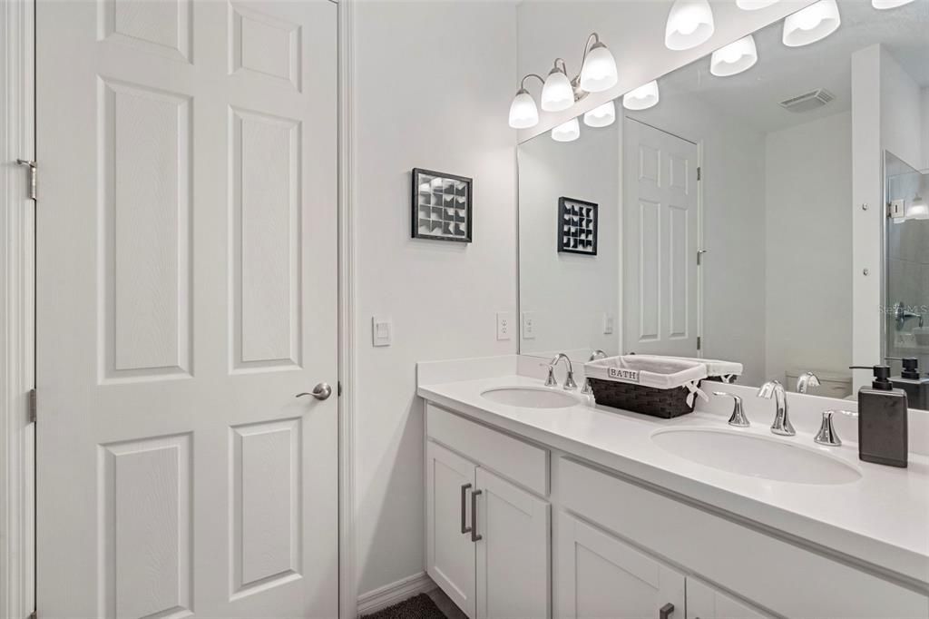 For Rent: $3,500 (3 beds, 2 baths, 1544 Square Feet)