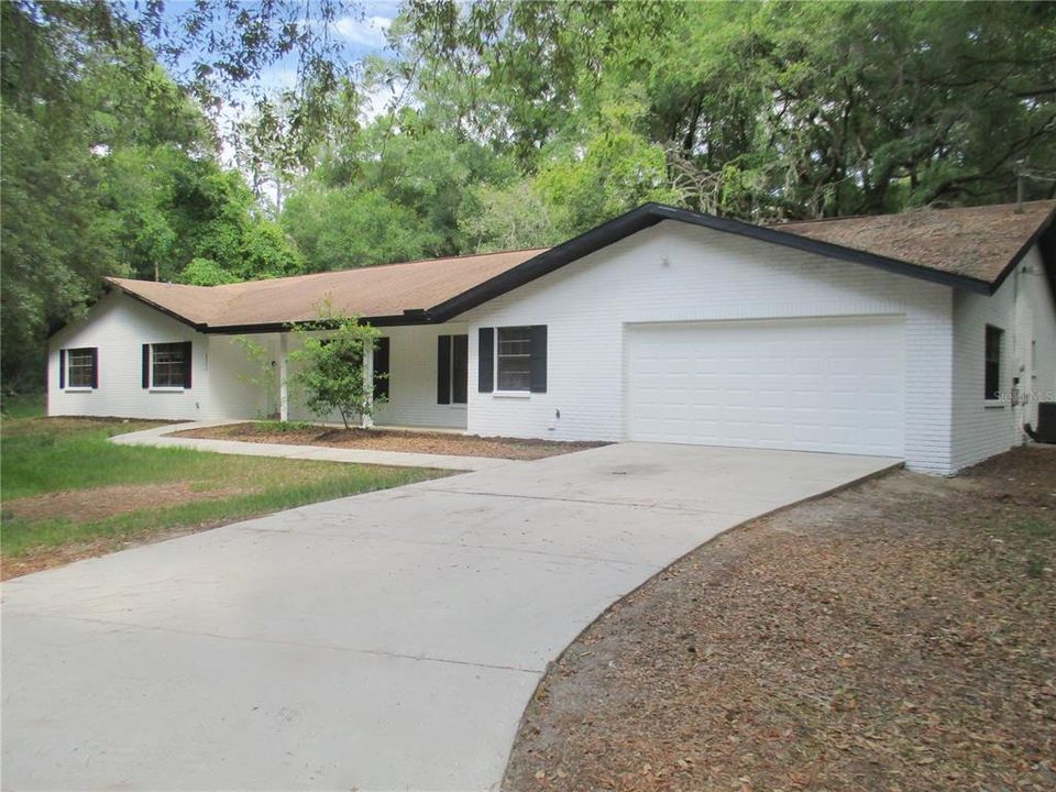 Vendido Recientemente: $405,000 (4 camas, 3 baños, 2647 Pies cuadrados)