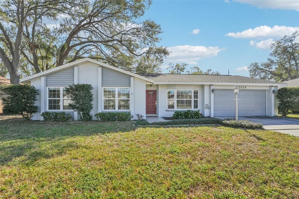 Recently Sold: $490,000 (3 beds, 2 baths, 1914 Square Feet)