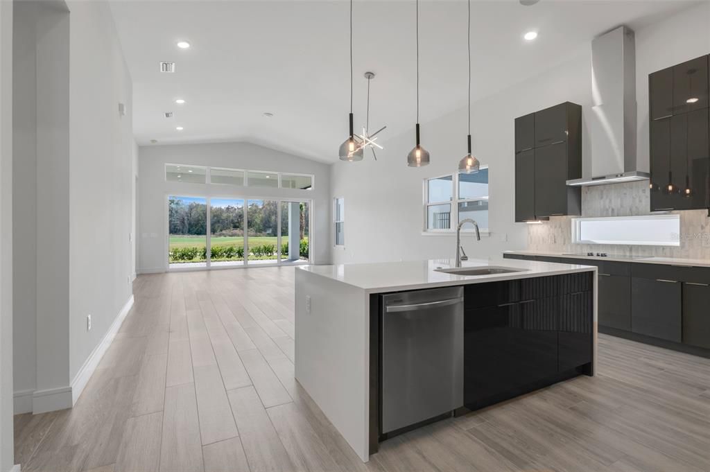 For Sale: $800,000 (4 beds, 3 baths, 2220 Square Feet)