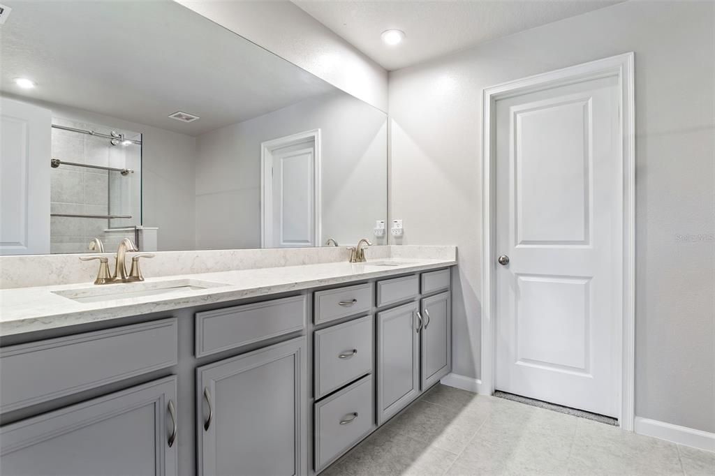 Active With Contract: $389,000 (3 beds, 2 baths, 1716 Square Feet)