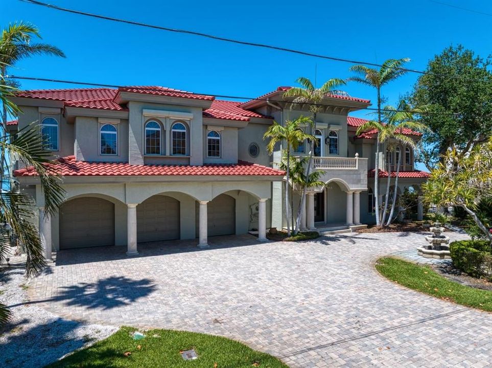 На продажу: $3,950,000 (5 спален, 6 ванн, 5985 Квадратных фут)