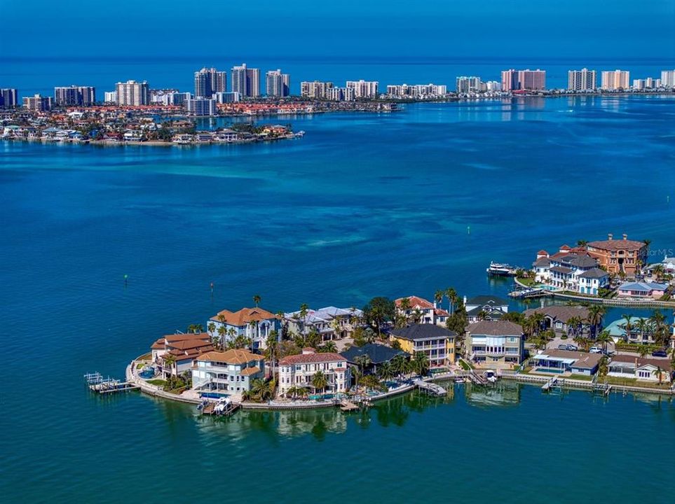 На продажу: $3,950,000 (5 спален, 6 ванн, 5985 Квадратных фут)