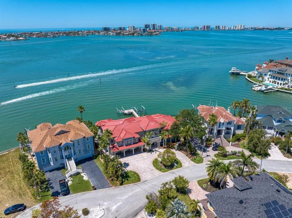 На продажу: $3,950,000 (5 спален, 6 ванн, 5985 Квадратных фут)