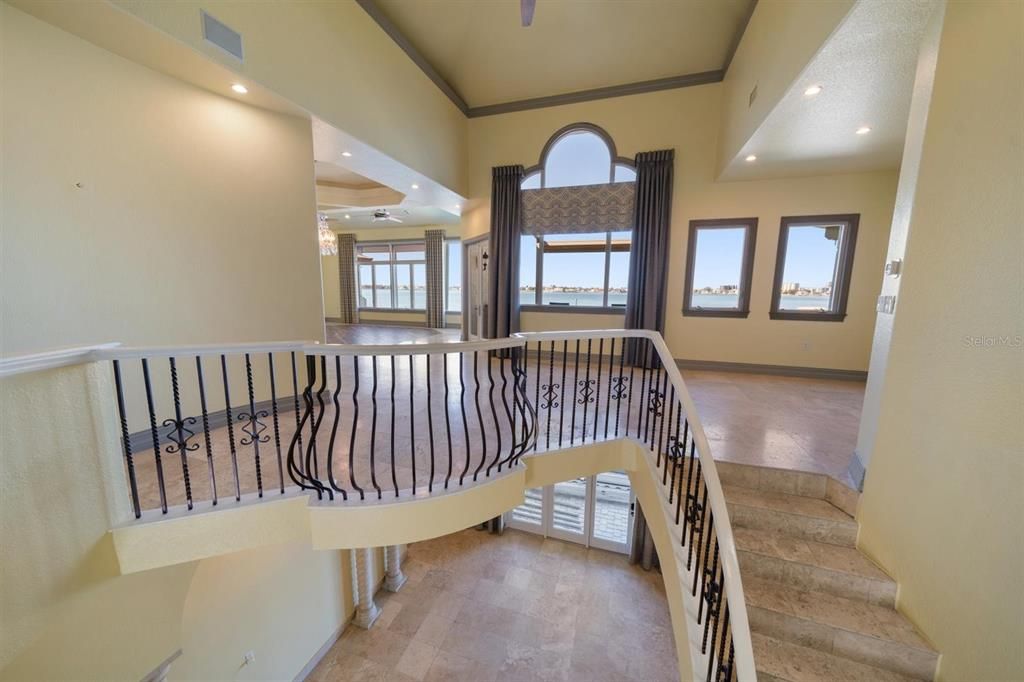 На продажу: $3,950,000 (5 спален, 6 ванн, 5985 Квадратных фут)