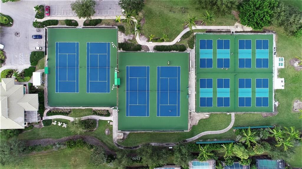 En Venta: $259,000 (2 camas, 2 baños, 890 Pies cuadrados)