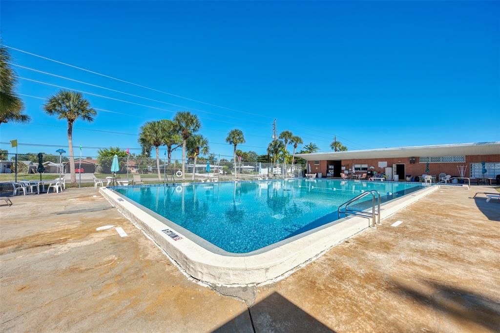 待售: $89,900 (0.18 acres)