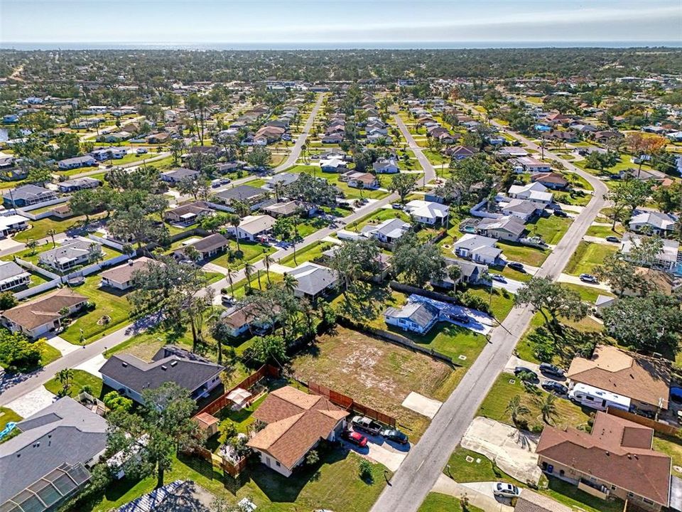 待售: $89,900 (0.18 acres)