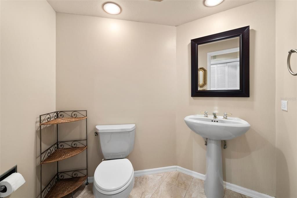 En Venta: $2,349,000 (4 camas, 2 baños, 5464 Pies cuadrados)