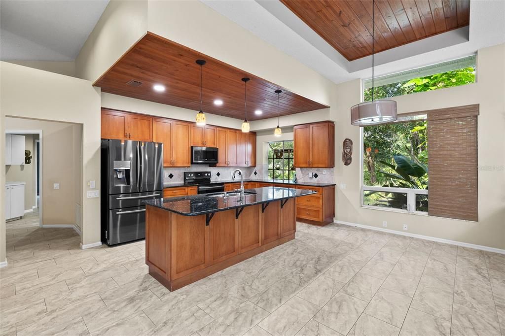 En Venta: $2,349,000 (4 camas, 2 baños, 5464 Pies cuadrados)