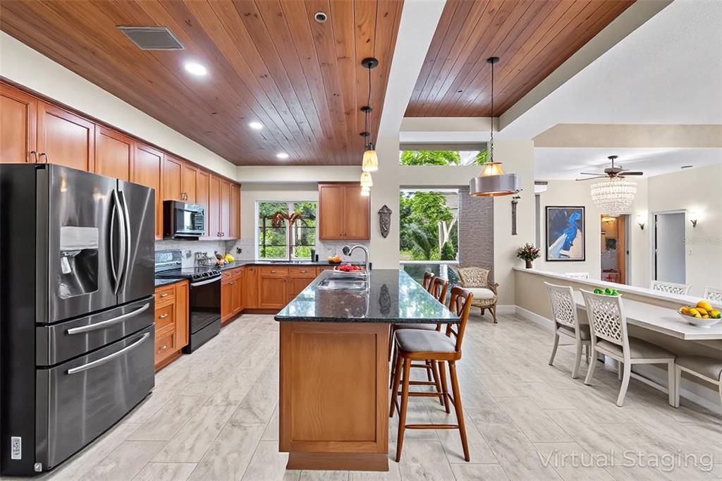 En Venta: $2,349,000 (4 camas, 2 baños, 5464 Pies cuadrados)