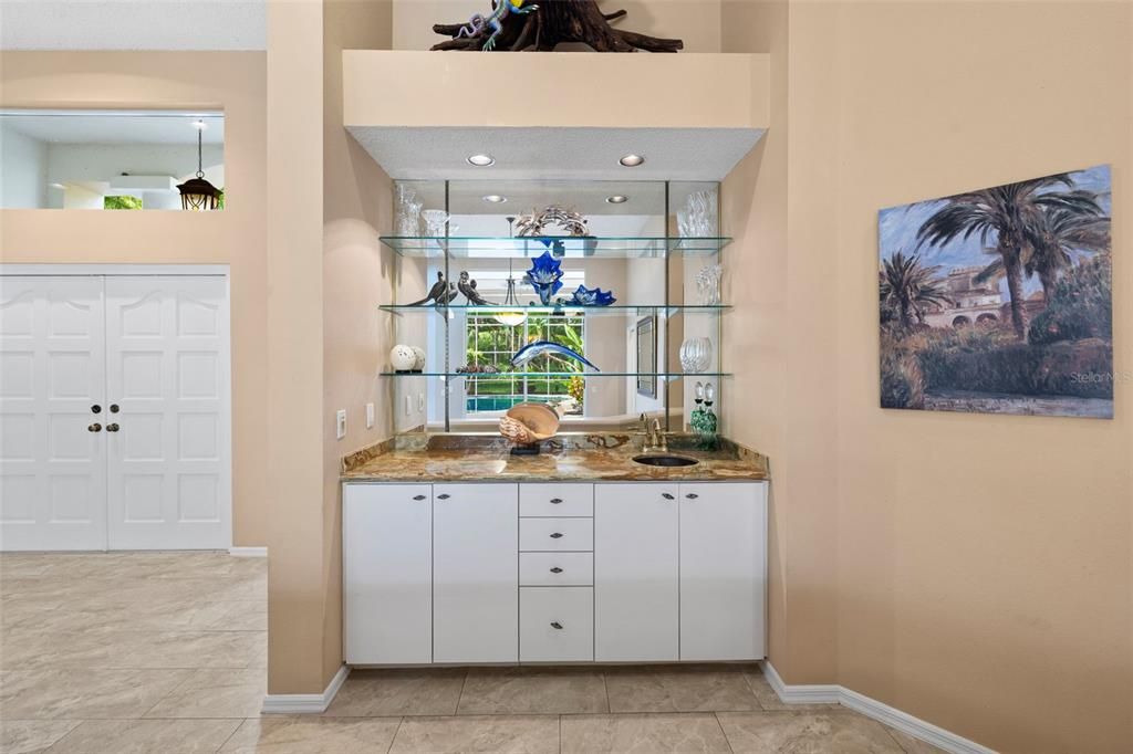 En Venta: $2,349,000 (4 camas, 2 baños, 5464 Pies cuadrados)