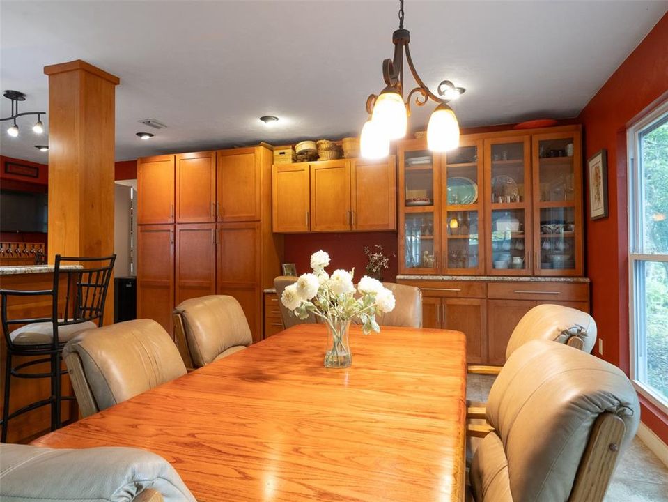 На продажу: $669,000 (3 спален, 3 ванн, 2547 Квадратных фут)