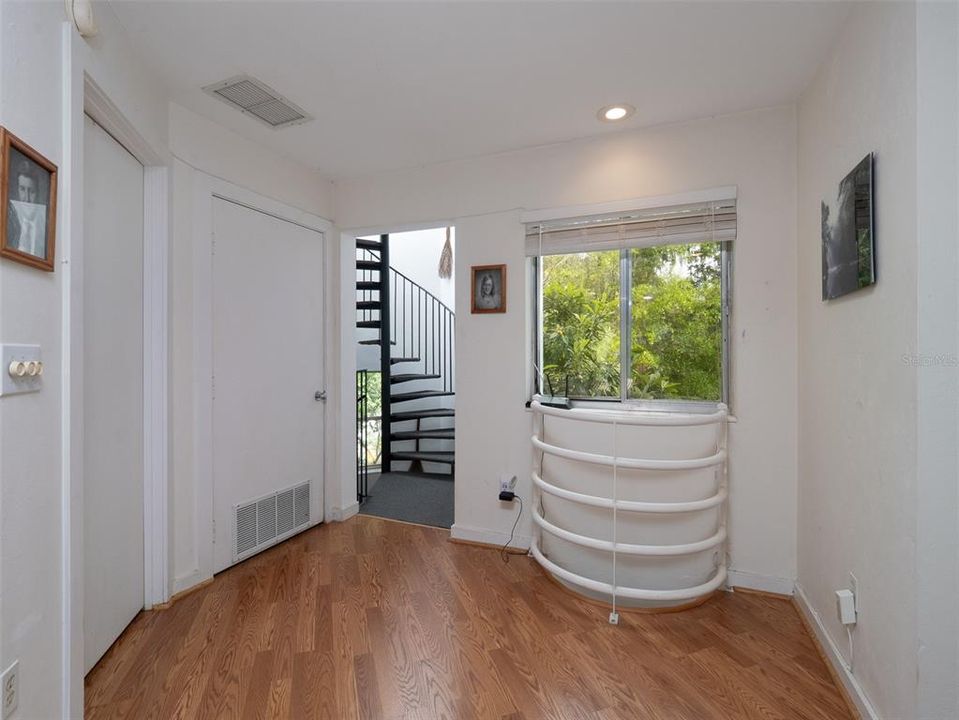 На продажу: $669,000 (3 спален, 3 ванн, 2547 Квадратных фут)