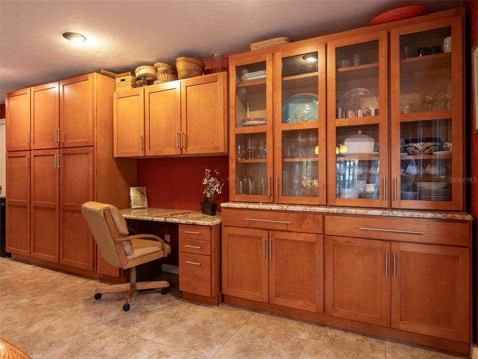 На продажу: $669,000 (3 спален, 3 ванн, 2547 Квадратных фут)