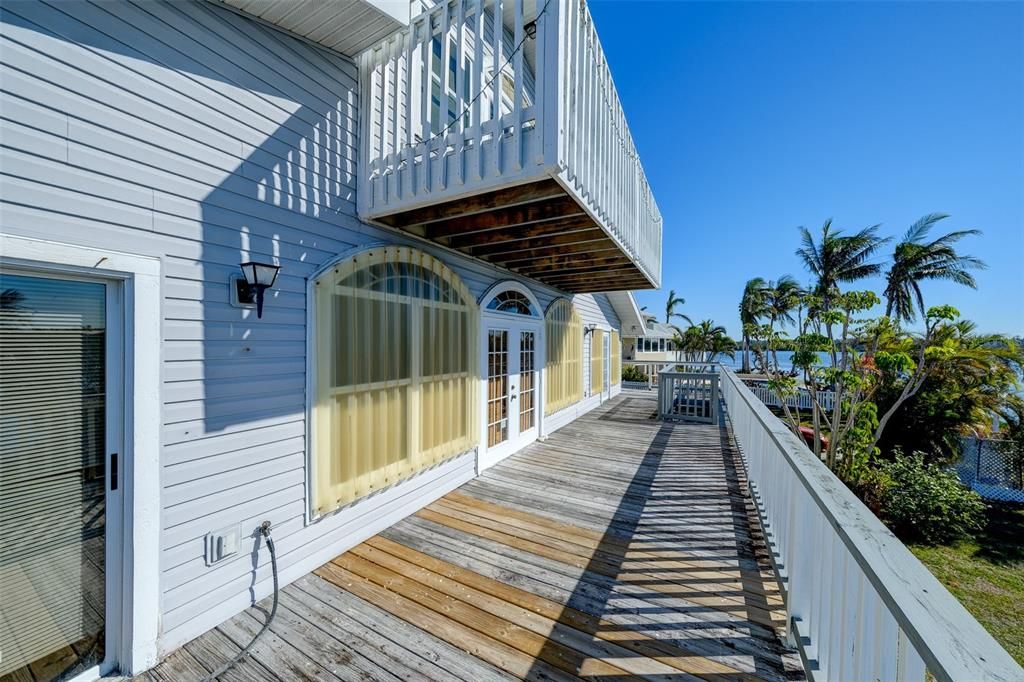 待售: $1,350,000 (3 贝兹, 3 浴室, 2040 平方英尺)