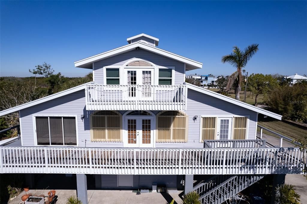 待售: $1,350,000 (3 贝兹, 3 浴室, 2040 平方英尺)