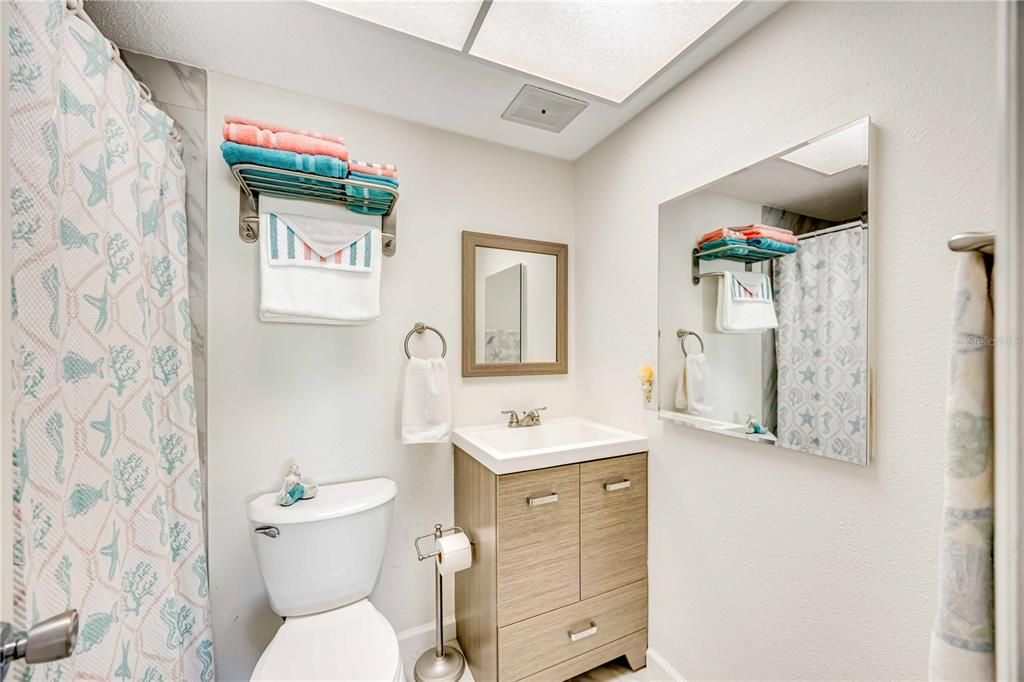 Activo con contrato: $149,900 (2 camas, 2 baños, 828 Pies cuadrados)