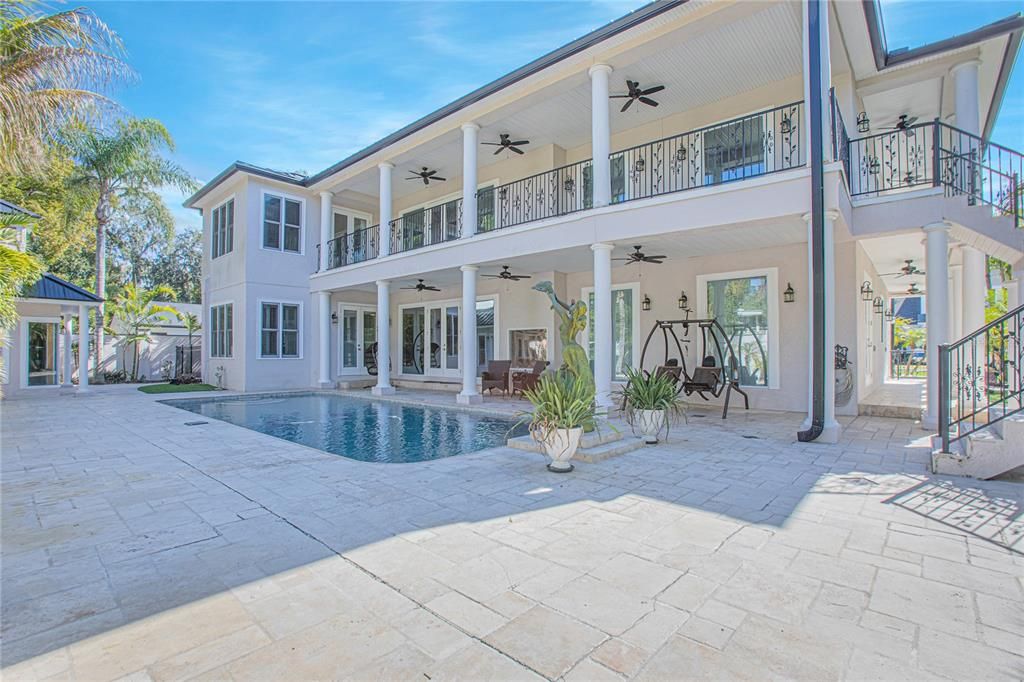 En Venta: $1,700,000 (5 camas, 4 baños, 4814 Pies cuadrados)