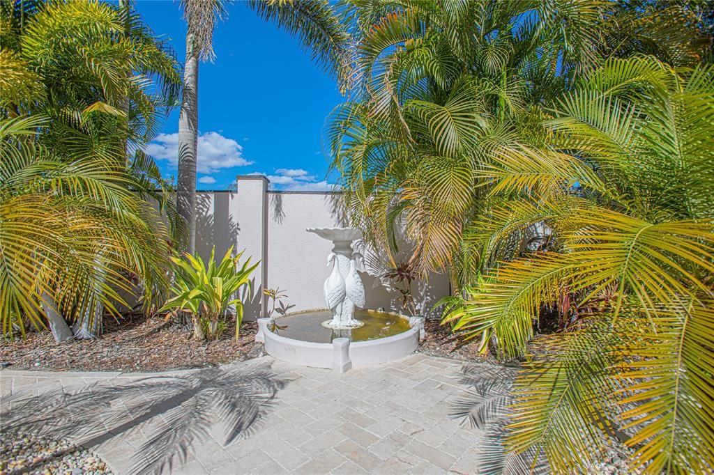 En Venta: $1,700,000 (5 camas, 4 baños, 4814 Pies cuadrados)