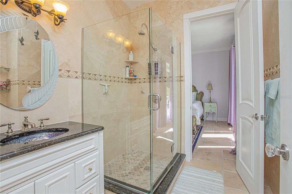 En Venta: $1,700,000 (5 camas, 4 baños, 4814 Pies cuadrados)