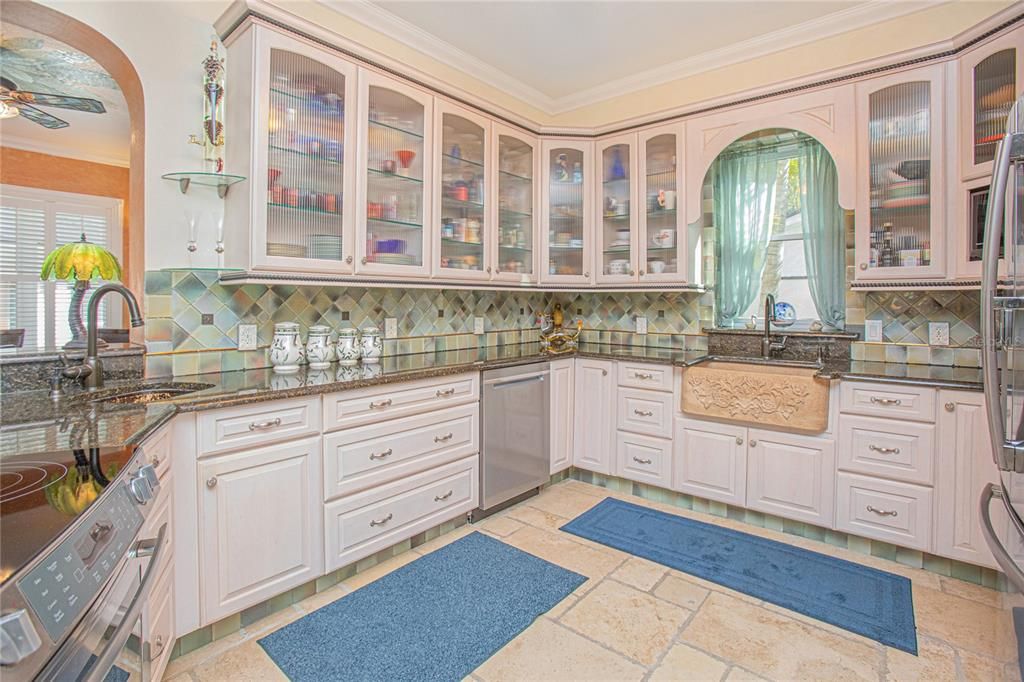 En Venta: $1,700,000 (5 camas, 4 baños, 4814 Pies cuadrados)