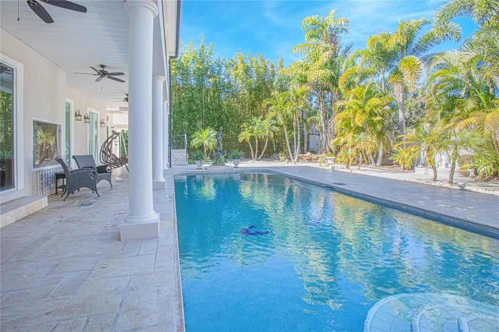 En Venta: $1,700,000 (5 camas, 4 baños, 4814 Pies cuadrados)