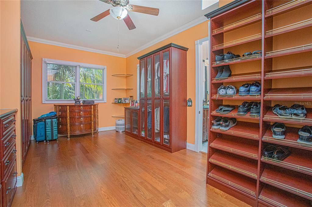 En Venta: $1,700,000 (5 camas, 4 baños, 4814 Pies cuadrados)