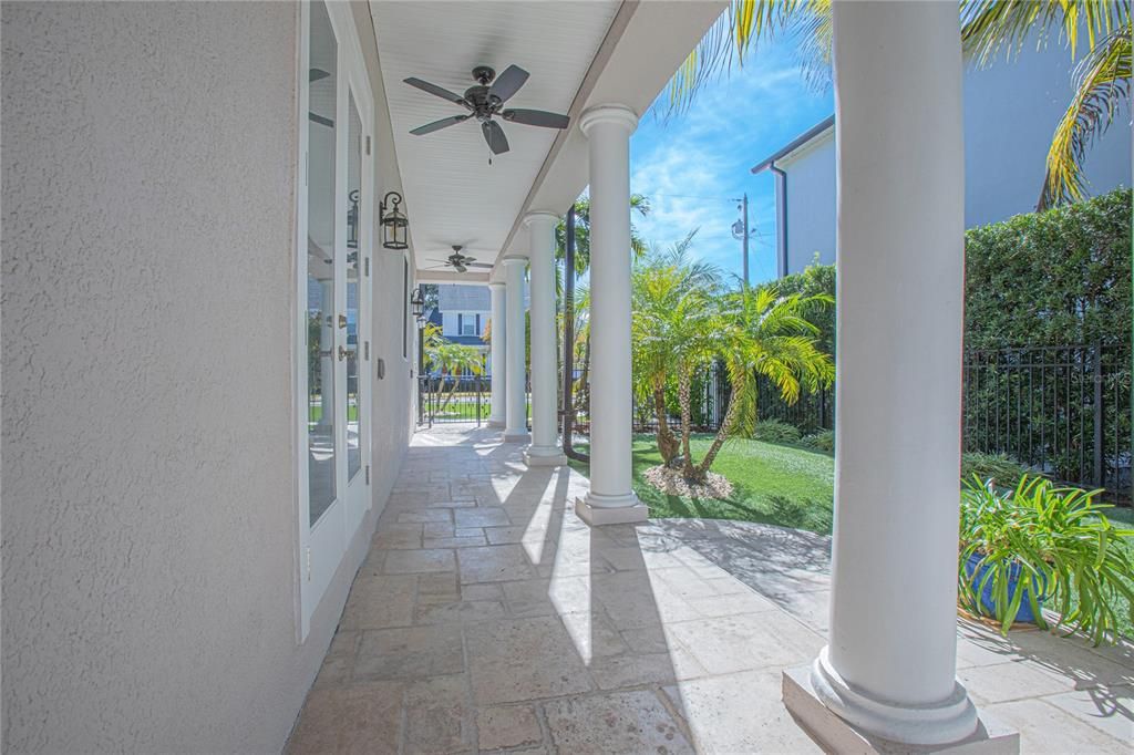 En Venta: $1,700,000 (5 camas, 4 baños, 4814 Pies cuadrados)