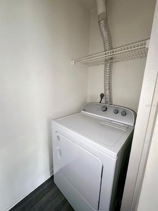 Под контрактом: $1,600 (2 спален, 2 ванн, 829 Квадратных фут)