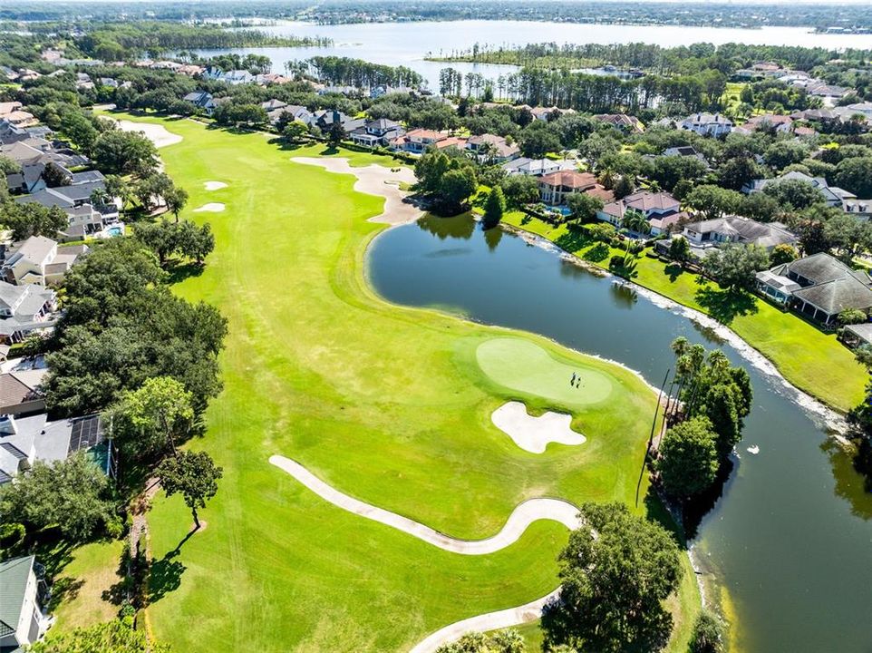 En Venta: $3,200,000 (2.21 acres)