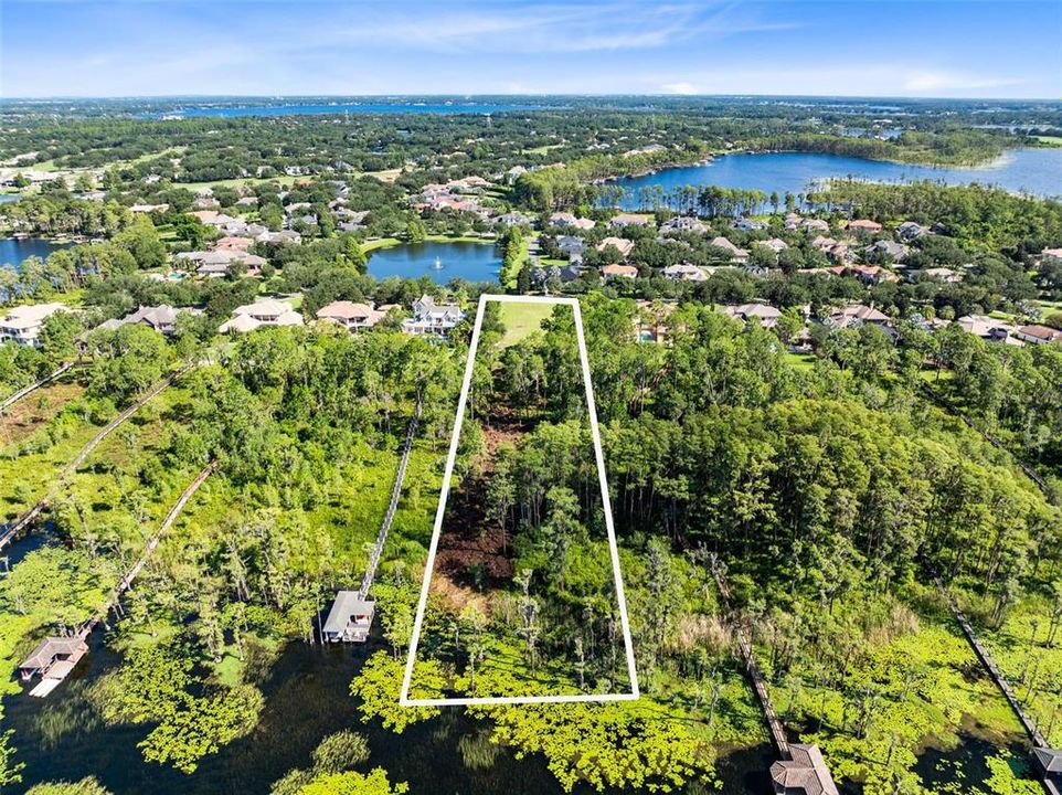 En Venta: $3,200,000 (2.21 acres)