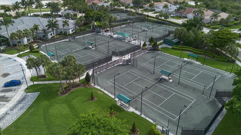 For Sale: $229,500 (2 beds, 2 baths, 1379 Square Feet)