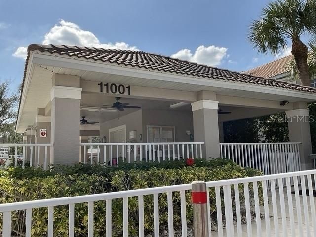 For Sale: $229,500 (2 beds, 2 baths, 1379 Square Feet)