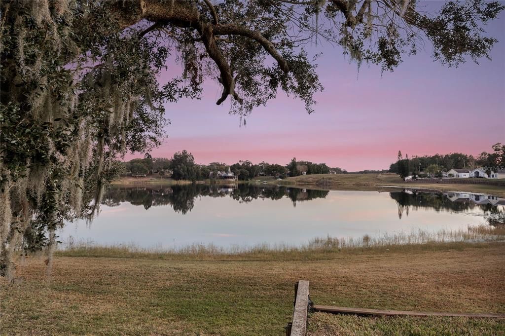 For Sale: $359,900 (3 beds, 3 baths, 1718 Square Feet)