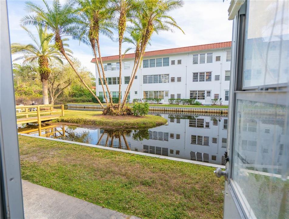 待售: $92,000 (2 贝兹, 2 浴室, 1361 平方英尺)