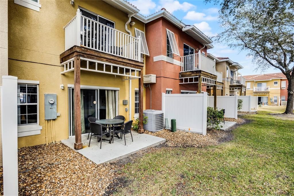 Active With Contract: $224,992 (3 beds, 2 baths, 1291 Square Feet)