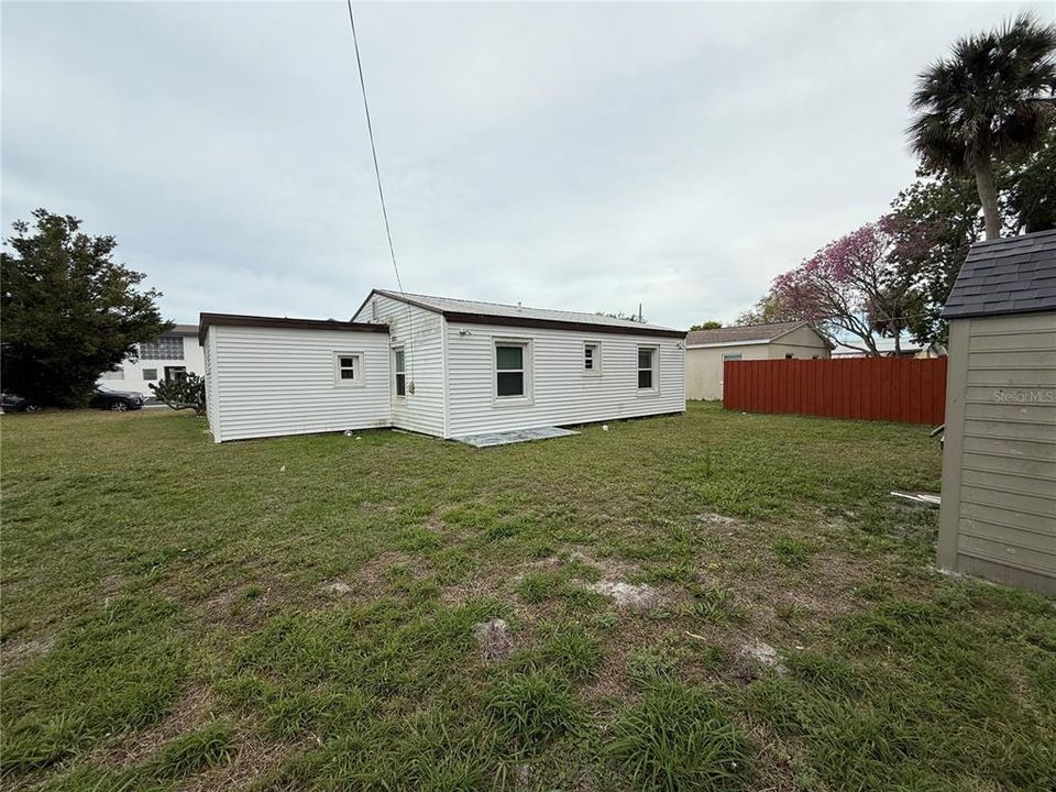 For Sale: $249,990 (3 beds, 2 baths, 1152 Square Feet)