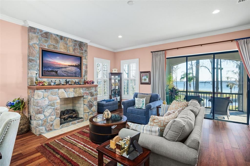 For Sale: $18,500,000 (7 beds, 8 baths, 10649 Square Feet)