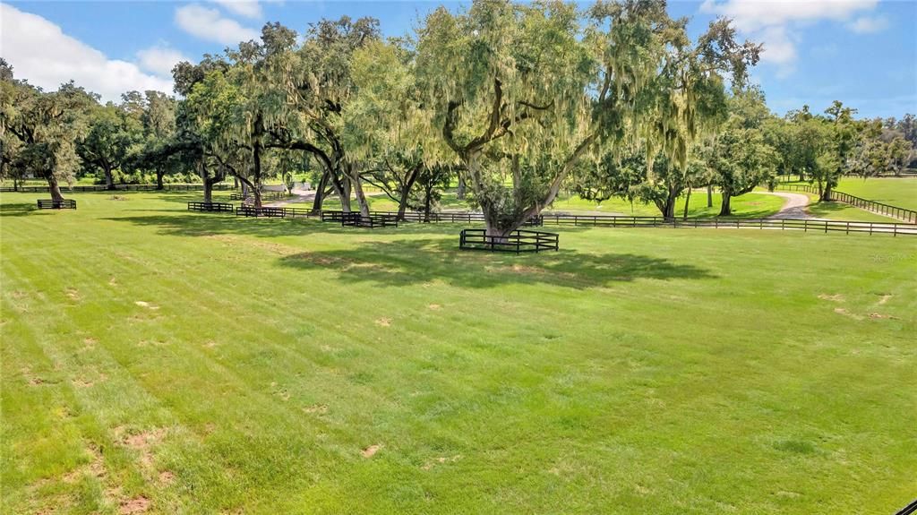 En Venta: $1,952,100 (4 camas, 3 baños, 2804 Pies cuadrados)