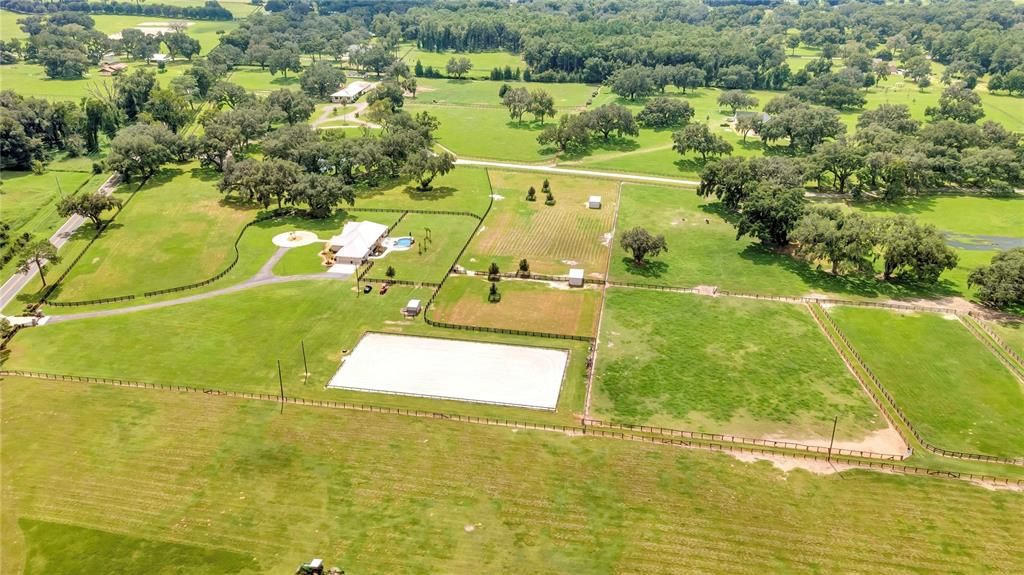 En Venta: $1,952,100 (4 camas, 3 baños, 2804 Pies cuadrados)