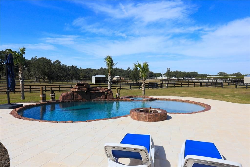 En Venta: $1,952,100 (4 camas, 3 baños, 2804 Pies cuadrados)