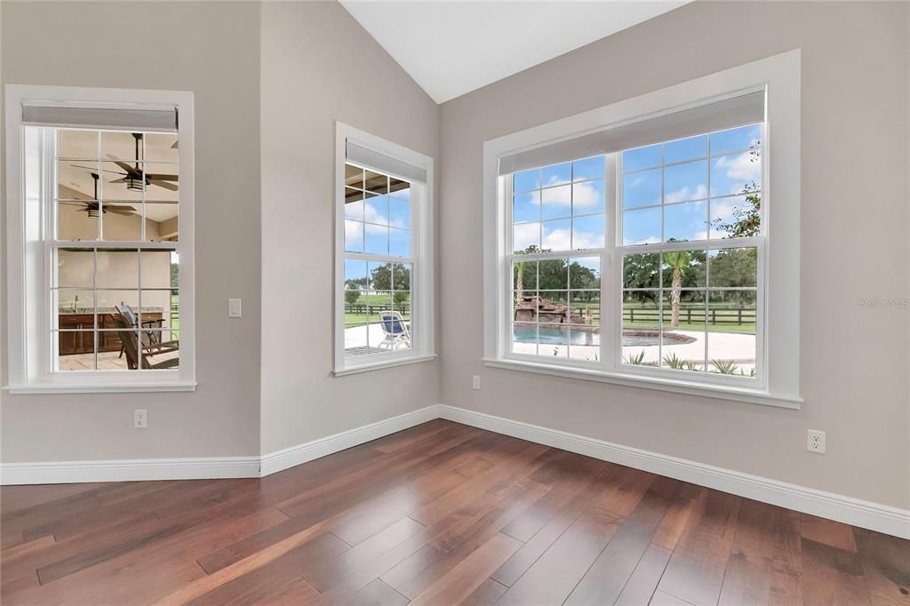 En Venta: $1,952,100 (4 camas, 3 baños, 2804 Pies cuadrados)