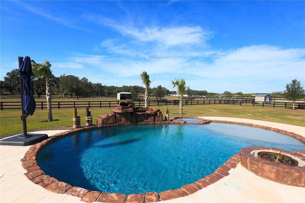 En Venta: $1,952,100 (4 camas, 3 baños, 2804 Pies cuadrados)