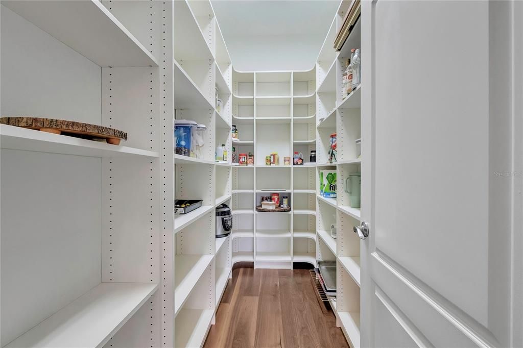 En Venta: $1,952,100 (4 camas, 3 baños, 2804 Pies cuadrados)