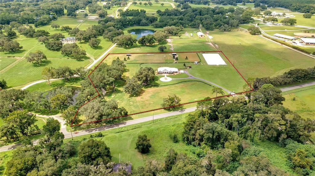 En Venta: $1,952,100 (4 camas, 3 baños, 2804 Pies cuadrados)