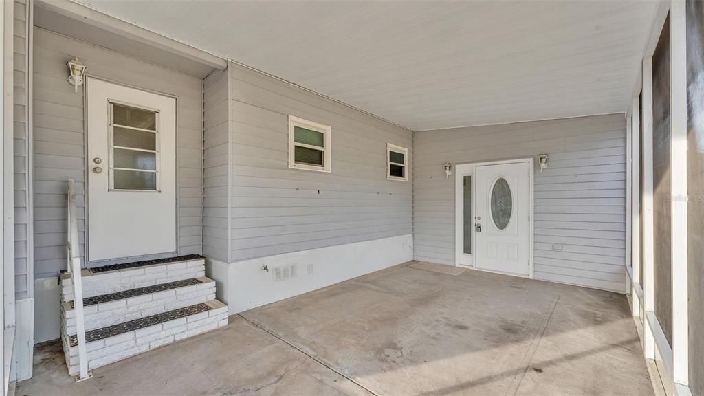 Active With Contract: $125,000 (2 beds, 2 baths, 1459 Square Feet)