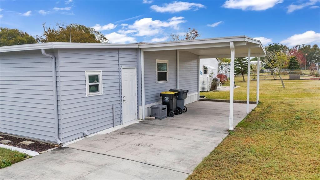 Active With Contract: $125,000 (2 beds, 2 baths, 1459 Square Feet)