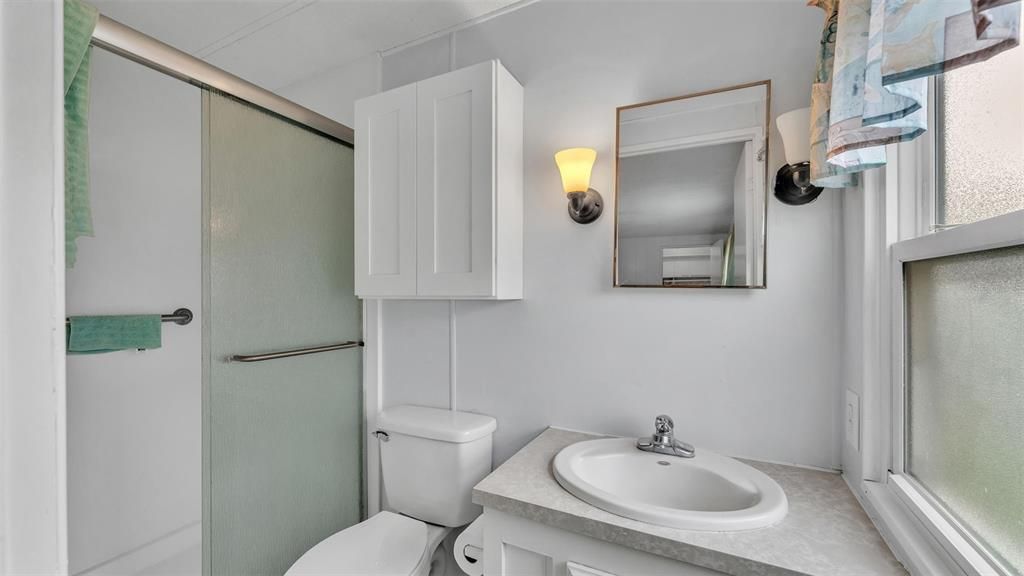 Active With Contract: $125,000 (2 beds, 2 baths, 1459 Square Feet)