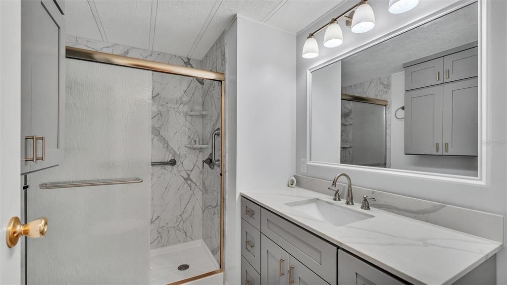 Active With Contract: $125,000 (2 beds, 2 baths, 1459 Square Feet)